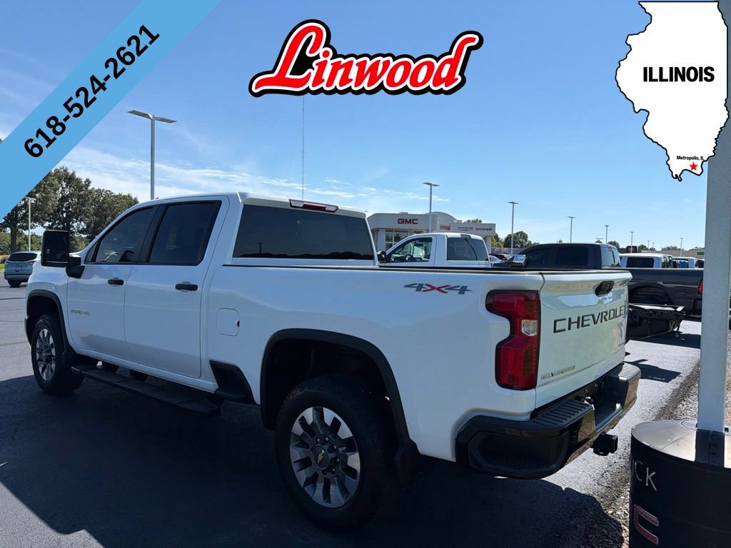 Used 2024 Chevrolet Silverado 2500 Custom w/ Custom Convenience Package AWD/4WD image 2