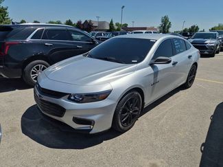 Used 2018 Chevrolet Malibu LT FWD video 1