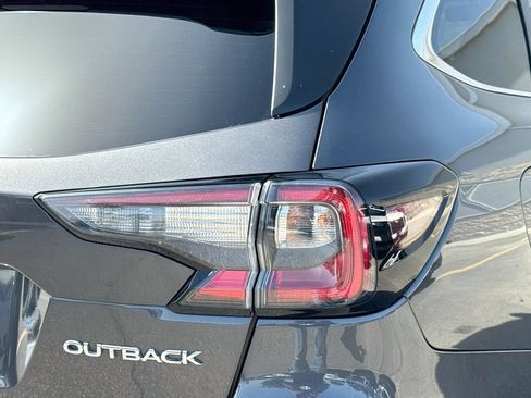 Certified 2023 Subaru Outback Premium AWD/4WD image 30