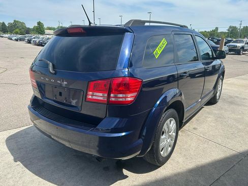 Used 2018 Dodge Journey SE w/ Connectivity Group FWD image 5