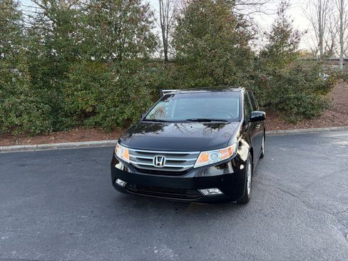 Used 2012 Honda Odyssey Touring image 2