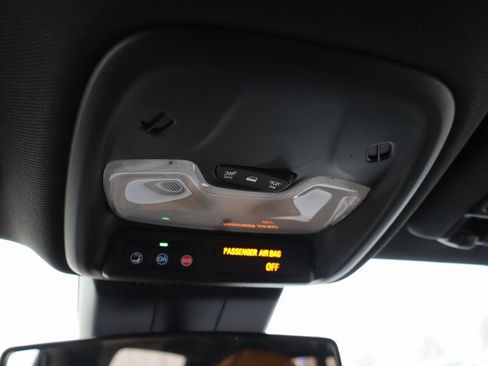 Used 2026 Chevrolet Colorado Trail Boss image 17