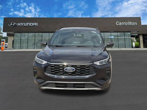 Used 2026 Ford Escape ST-Line FWD image 2