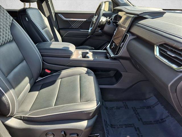 Used 2025 GMC Acadia Denali w/ Super Cruise Package FWD image 23