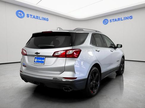 Used 2020 Chevrolet Equinox Premier w/ Premier Redline Edition FWD image 8