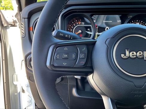 New 2026 Jeep Gladiator Mojave AWD/4WD image 28