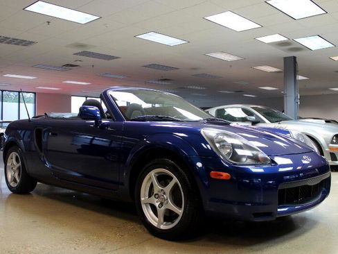 Used 2001 Toyota MR2 image 36