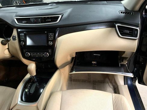 Used 2015 Nissan Rogue SL image 51