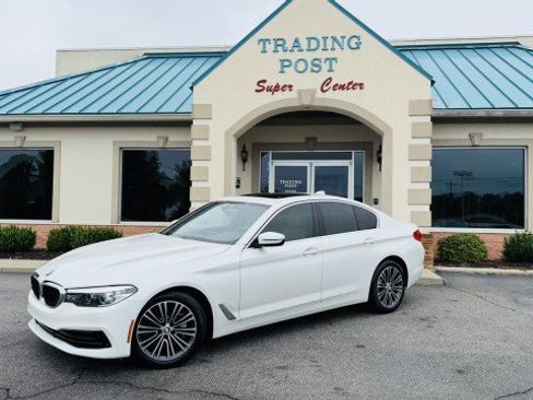 Used 2019 BMW 530i w/ Convenience Package RWD image 3