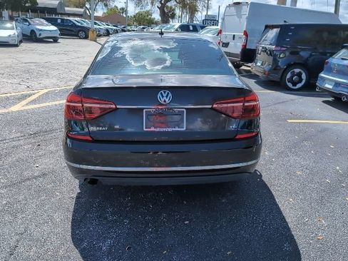 Used 2017 Volkswagen Passat 1.8T S image 6