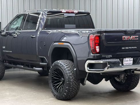 Used 2025 GMC Sierra 2500 SLE w/ SLE Value Package; image 3