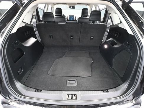 Used 2022 Ford Edge Titanium w/ Equipment Group 301A AWD/4WD image 40
