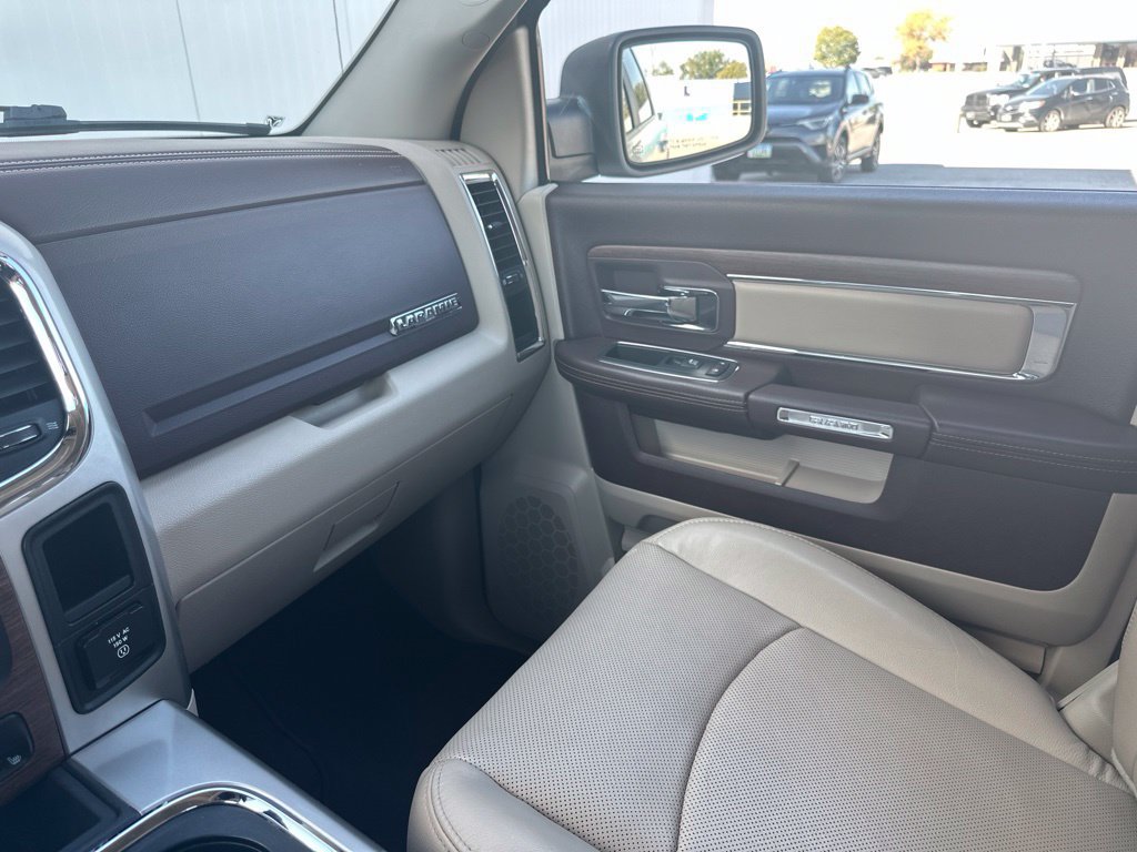 Used 2017 RAM 1500 Laramie w/ Convenience Group AWD/4WD image 50