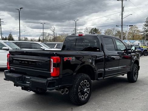 Used 2025 Ford F350 Platinum w/ FX4 Off-Road Package AWD/4WD image 6