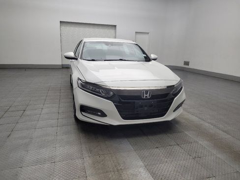 Used 2018 Honda Accord Sport image 14