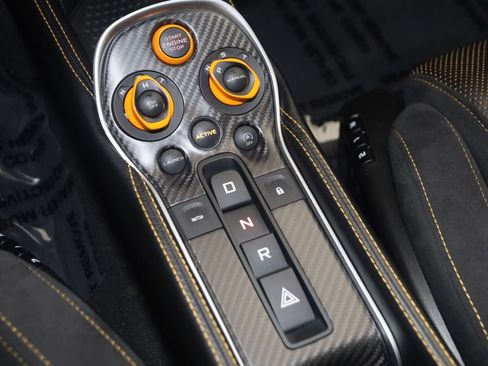 Used 2020 McLaren 570S Coupe RWD image 9