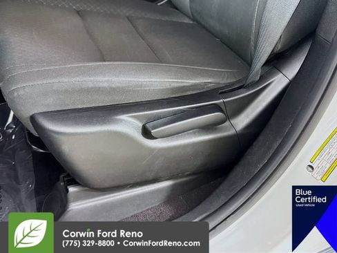Used 2019 Jeep Grand Cherokee Laredo AWD/4WD image 21