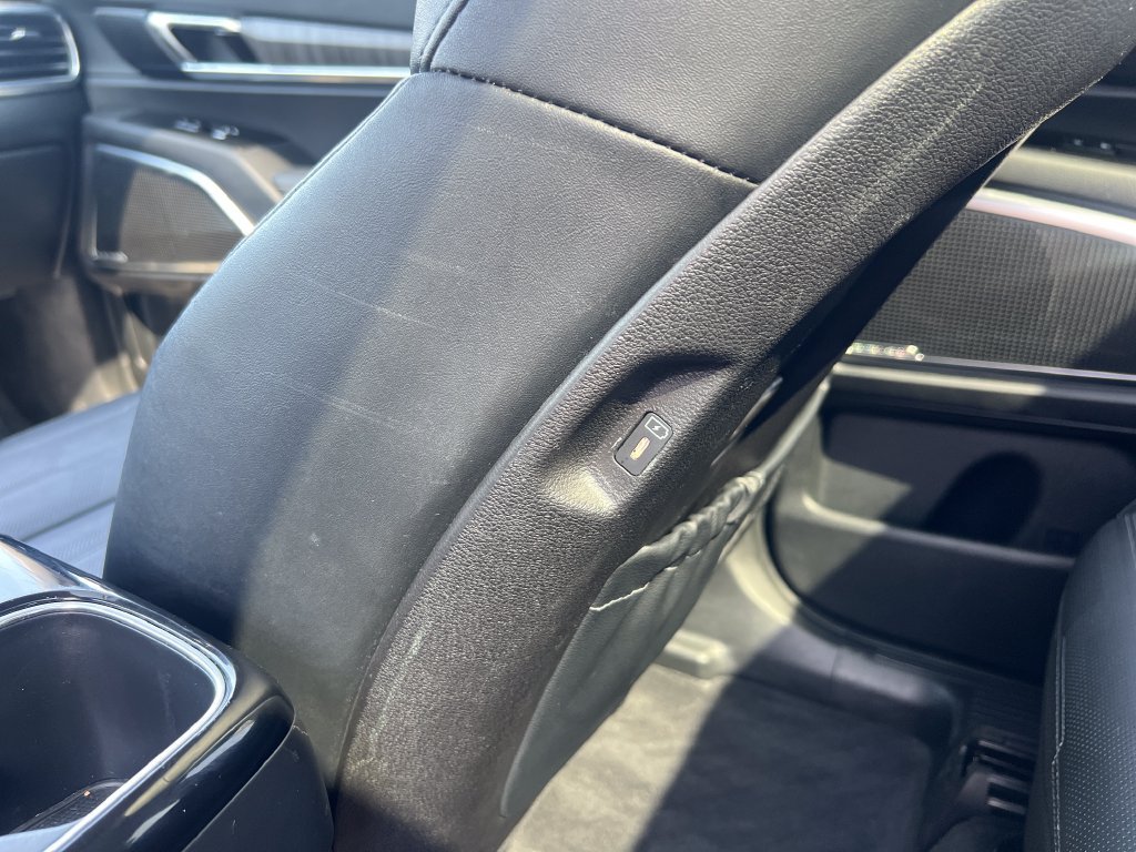 Certified 2023 Kia Telluride SX Prestige AWD/4WD image 16