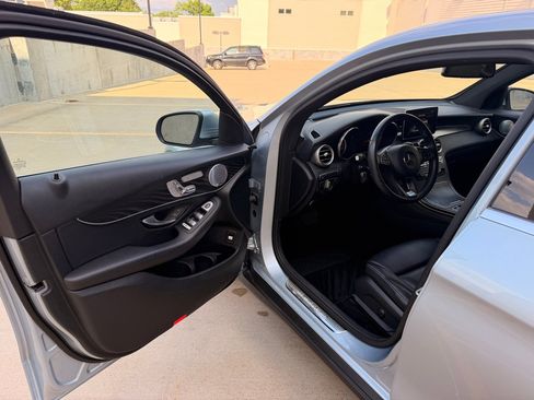 Used 2018 Mercedes-Benz GLC 300 4MATIC Coupe image 9
