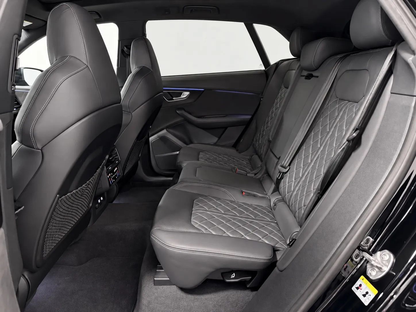 Used 2021 Audi SQ8 Prestige w/ Prestige Package AWD/4WD image 15