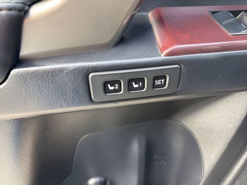 Used 2014 Lexus GX 460 w/ Premium Package image 11