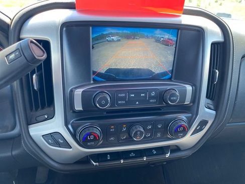 Used 2015 GMC Sierra 1500 SLE w/ SLE Value Package AWD/4WD image 23