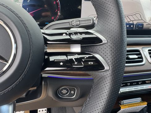 New 2025 Mercedes-Benz GLS 450 4MATIC image 24