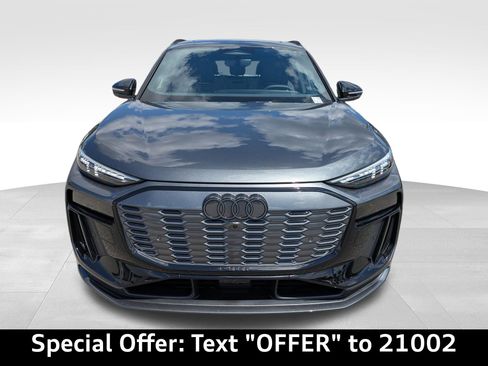 New 2025 Audi SQ6 e-tron Premium Plus image 8