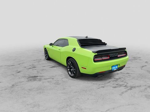 Used 2023 Dodge Challenger R/T w/ T/A Package image 6