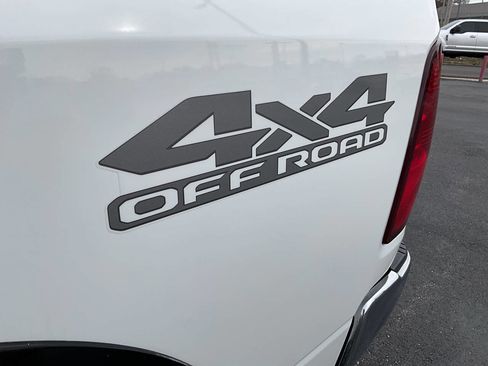 Used 2018 RAM 2500 Tradesman w/ Chrome Appearance Group image 25