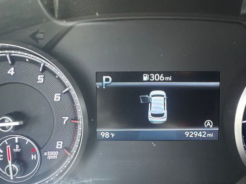 Used 2021 Hyundai Santa Fe SE FWD image 3