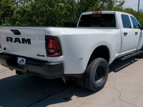 New 2026 RAM 3500 Tradesman AWD/4WD image 8