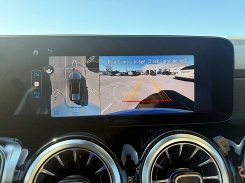 New 2026 Mercedes-Benz GLB 250 4MATIC image 29