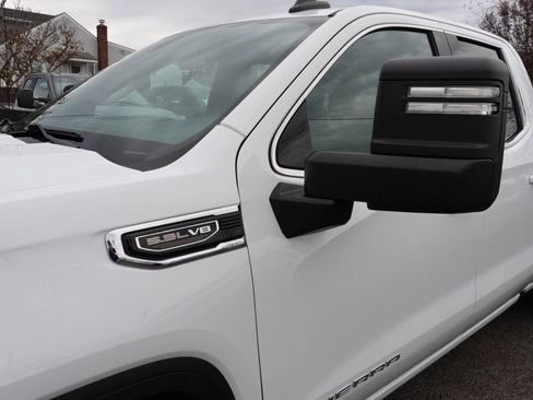 Used 2022 GMC Sierra 1500 SLE w/ X31 Off-Road Package image 7
