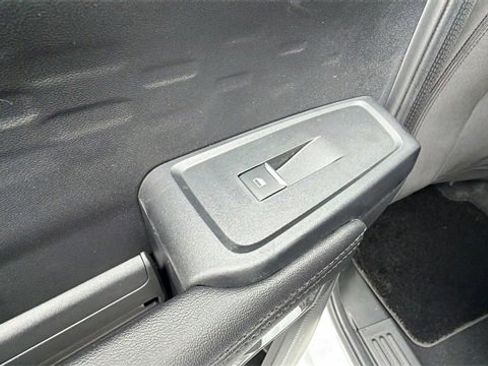 New 2025 Ford Ranger XLT w/ Equipment Group 301A High image 15