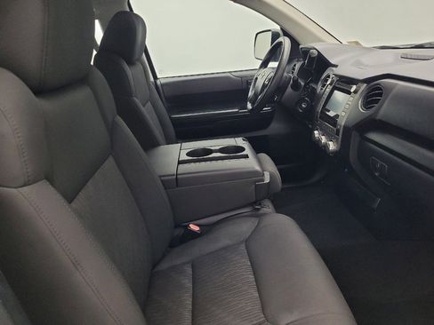 Used 2018 Toyota Tundra SR image 21