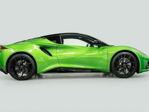 New 2026 Lotus Emira SE image 5