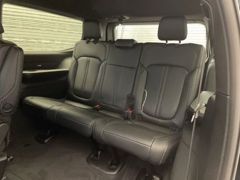 New 2026 Jeep Grand Wagoneer L 2WD image 19