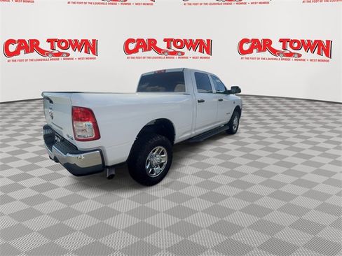 Used 2022 RAM 2500 Tradesman w/ Chrome Appearance Group image 8
