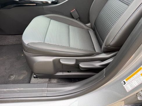 New 2026 Chevrolet Trax LT FWD image 27