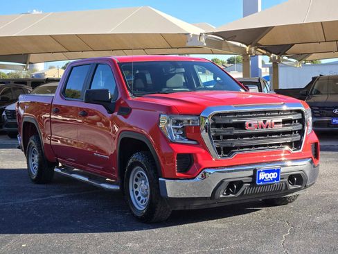 Used 2020 GMC Sierra 1500 4x4 Crew Cab w/ Sierra Value Package image 3
