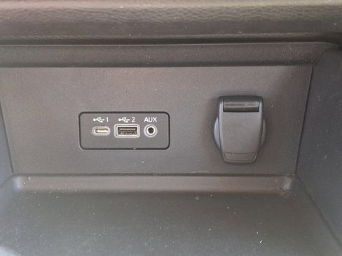 Certified 2023 Nissan Sentra SR w/ Midnight Edition Package FWD image 23