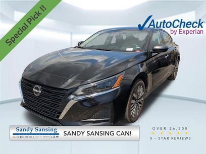 Used 2024 Nissan Altima 2.5 SV