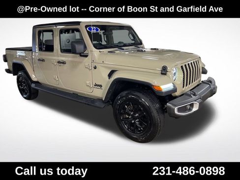 Used 2022 Jeep Gladiator Sport AWD/4WD image 7