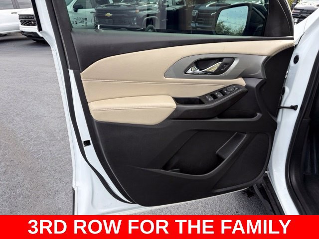 Used 2023 Chevrolet Traverse LS FWD image 12