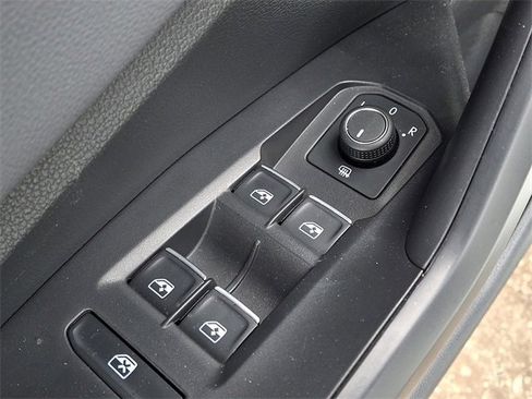 Certified 2025 Volkswagen Jetta GLI Autobahn image 25