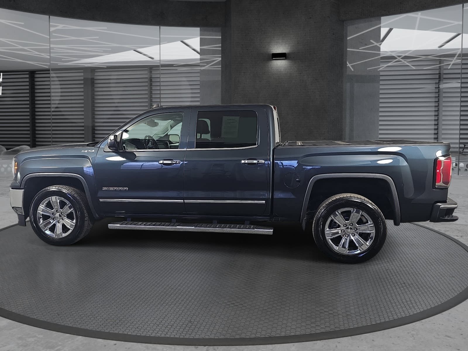 Used 2018 GMC Sierra 1500 SLT AWD/4WD image 8