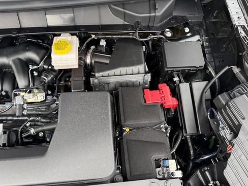 Used 2025 Nissan Pathfinder Rock Creek image 14