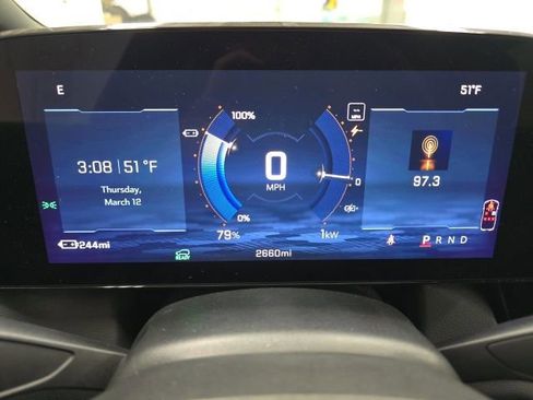 New 2026 Chevrolet Equinox EV LT image 12