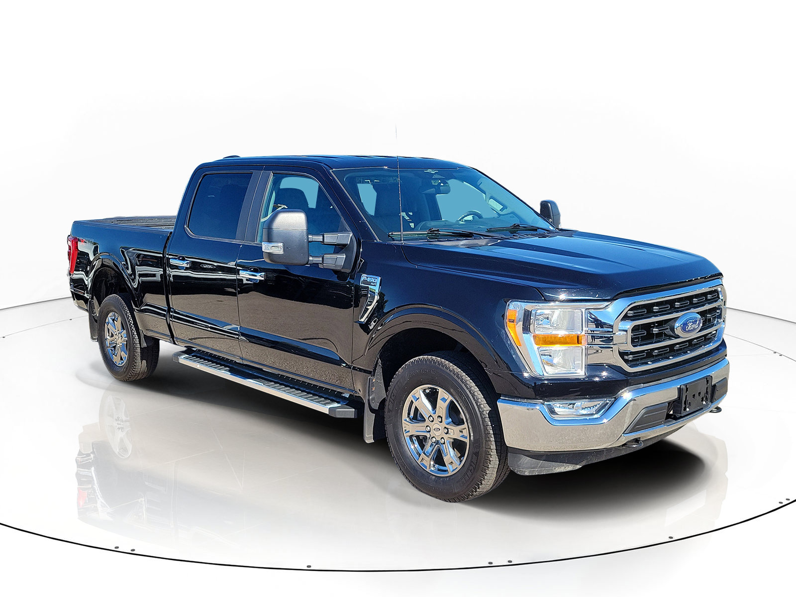 Used 2023 Ford F150 XLT w/ XTR Package AWD/4WD image 2